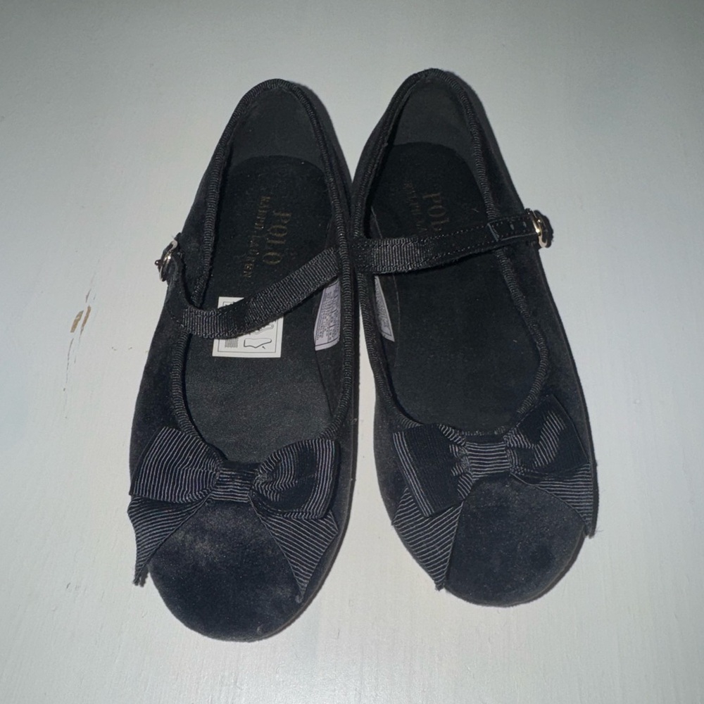 Girls’ Polo black velvet dress shoes - Picture 3 of 6